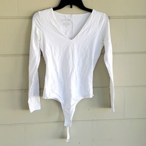 Everlane long sleeved white body suit MEDIUM